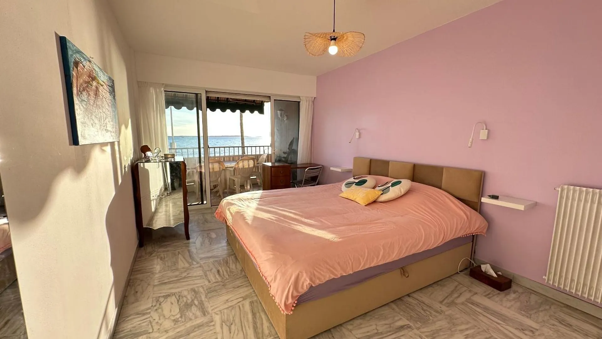 Apartment Paradou On The Beach, Amazing View, 3 Beds Antibes France